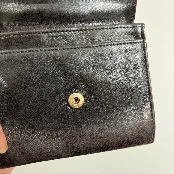 AUTHENTIC VINTAGE CHANEL LAMBSKIN WALLET - Picture 8 of 10